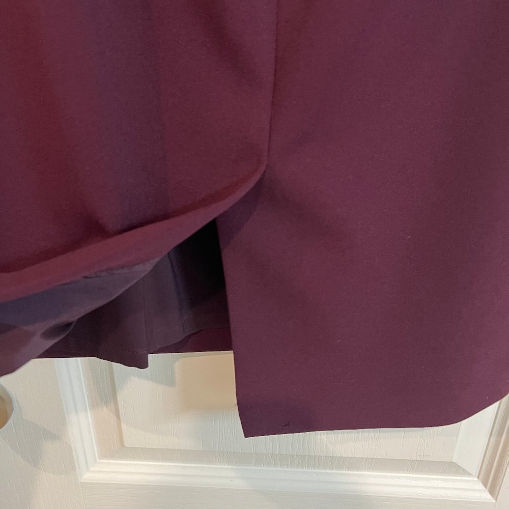 Calvin Klein Pencil Skirt Size 2 in Deep Purple Business/Professional Style - Picture 3 of 7